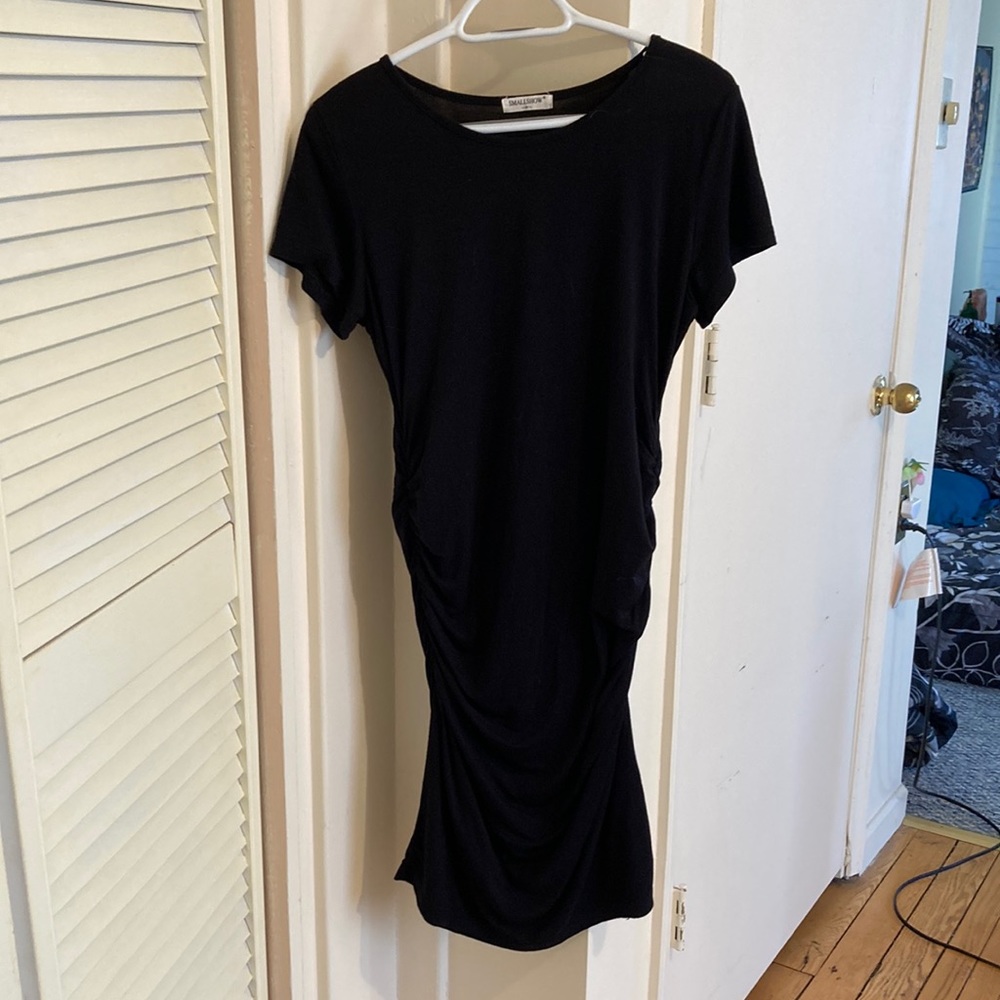 SmallShow Black Medium Sized Body Con Ripples Dress